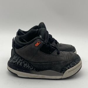 Kids Size 7 C Nike Air Jordan 3 Retro DM0968-080 Gray Lace-Up Sneaker Shoes